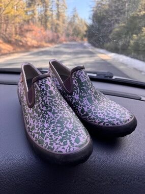 BOGS low cut rain shoes spring womens size 9  100% Waterproof - Bogs Max-Wick e